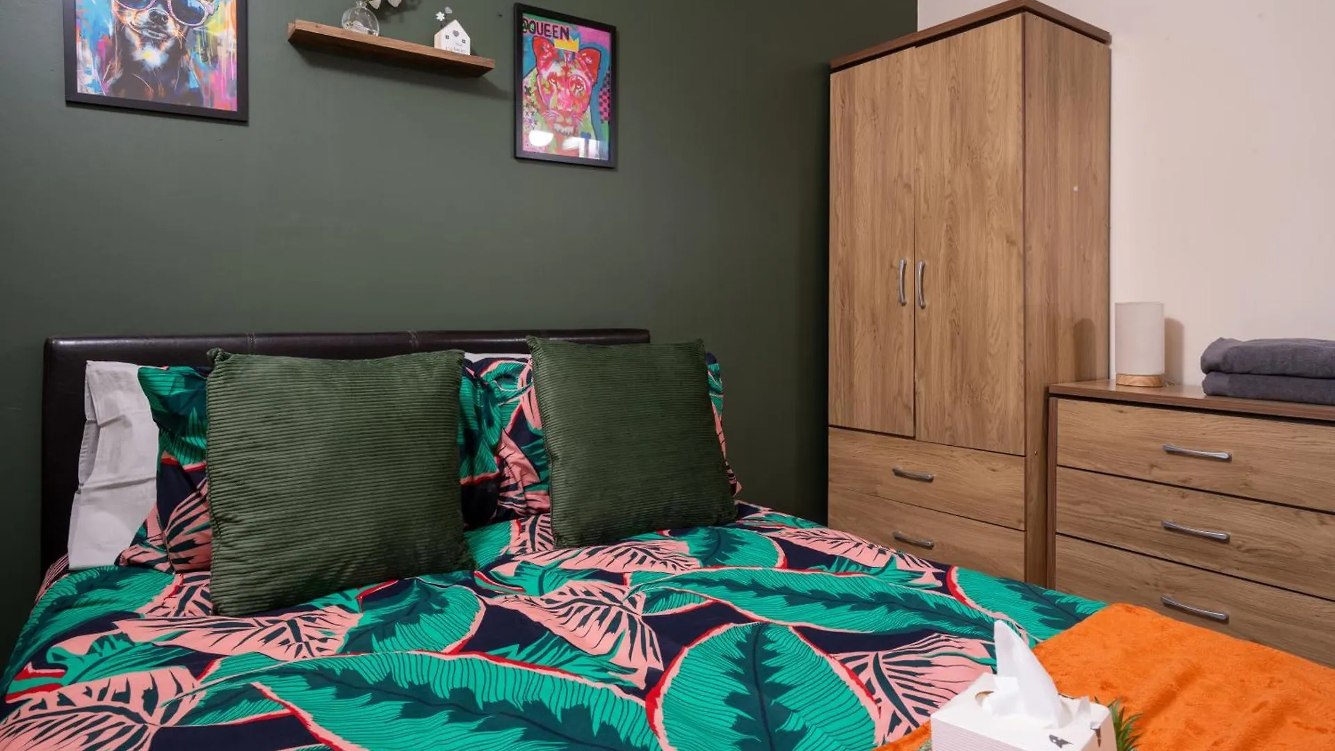 Apartment Ferienwohnung 2 Bed Mid-Terrace House With Free Parking Belfast Großbritannien